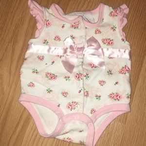 Babygirl Pink/White Floral Bodysuit